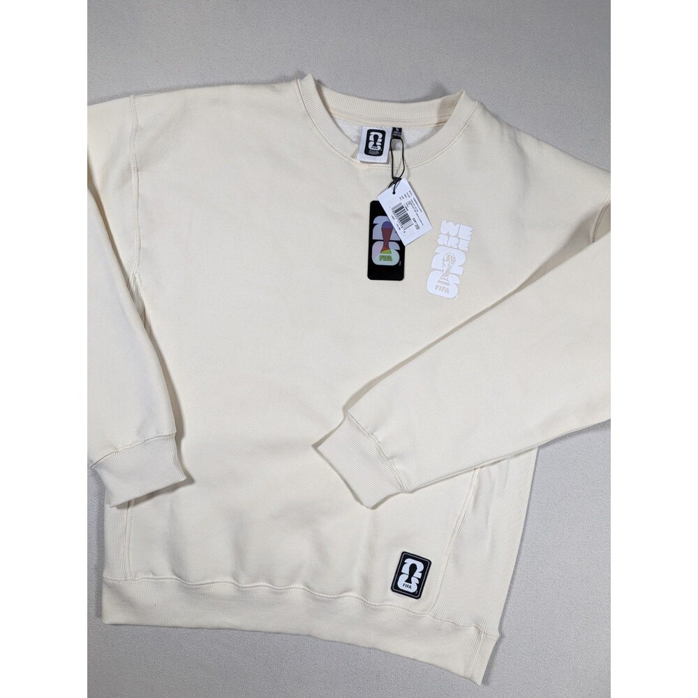 NWT FIFA 2026 World Cup Official Licensed Soccer Cream Sweatshirt Men’s Size S